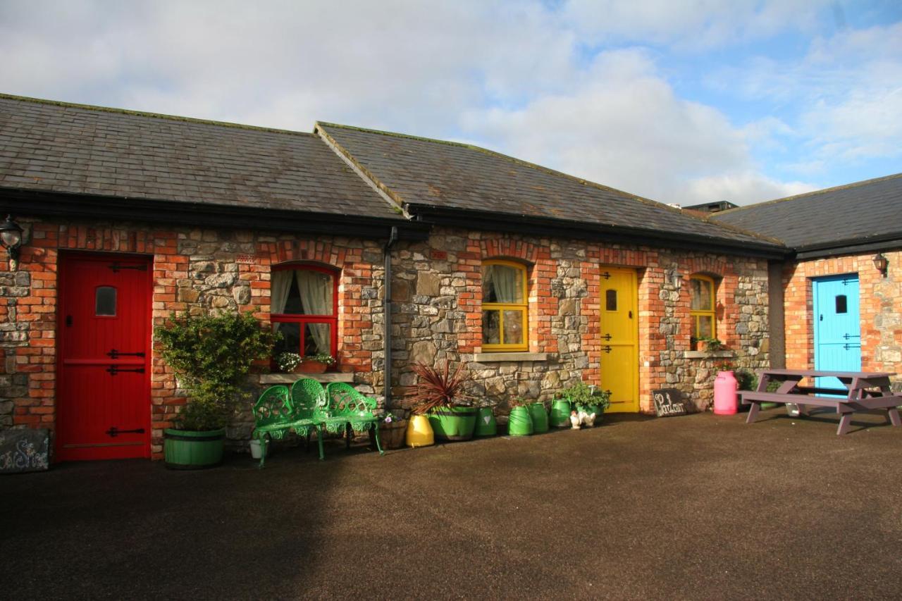 Slane Farm Hostel, Cottages And Camping Exteriér fotografie