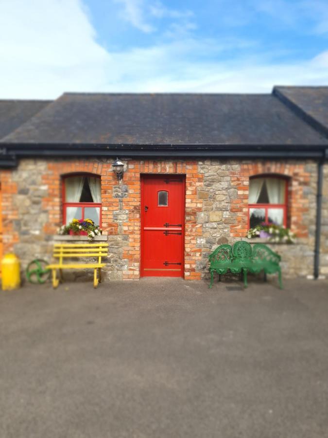 Slane Farm Hostel, Cottages And Camping Exteriér fotografie