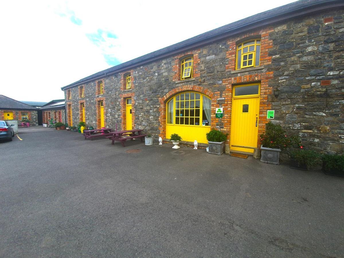 Slane Farm Hostel, Cottages And Camping Exteriér fotografie